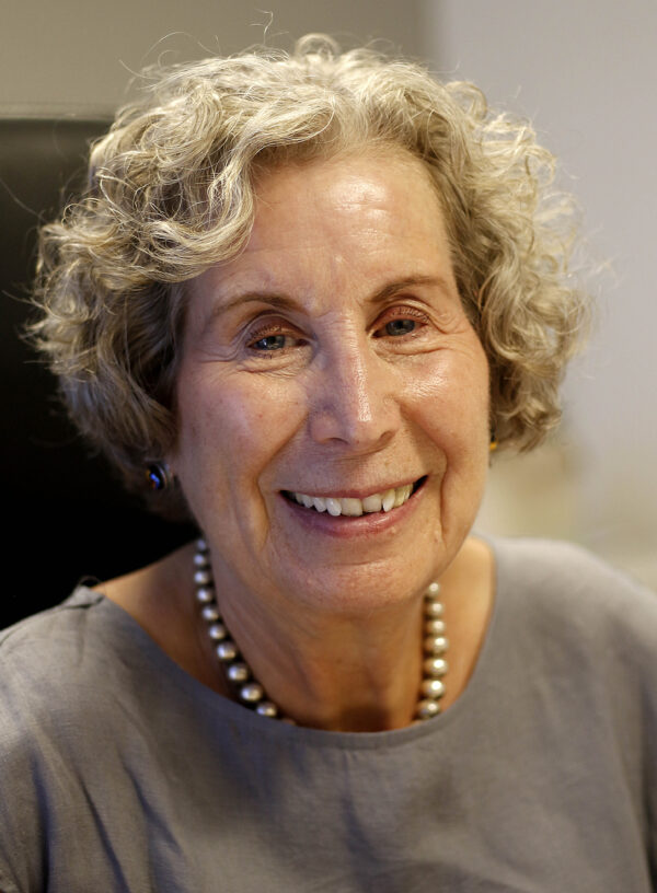 ronda lustman