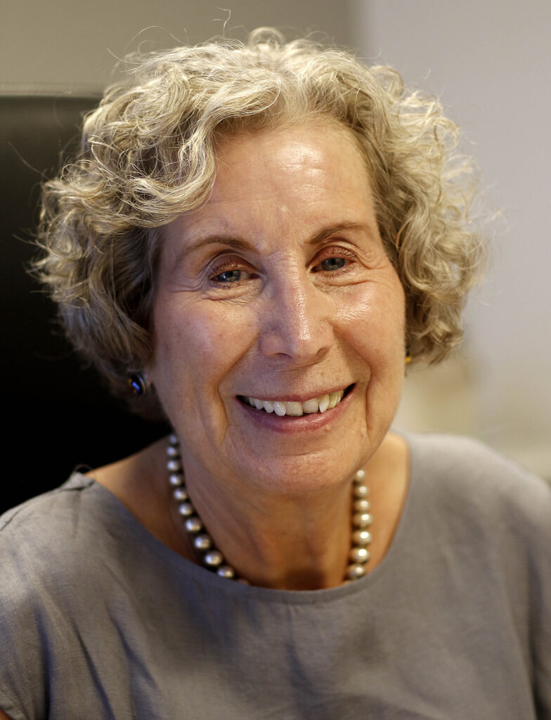 ronda lustman